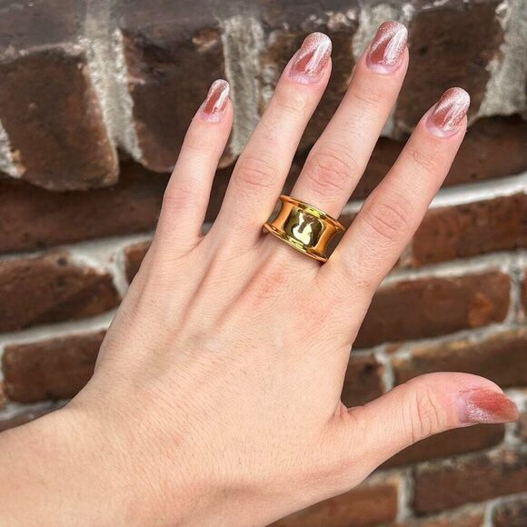 New! “Diane” Gold Ring - Picture 3 of 4
